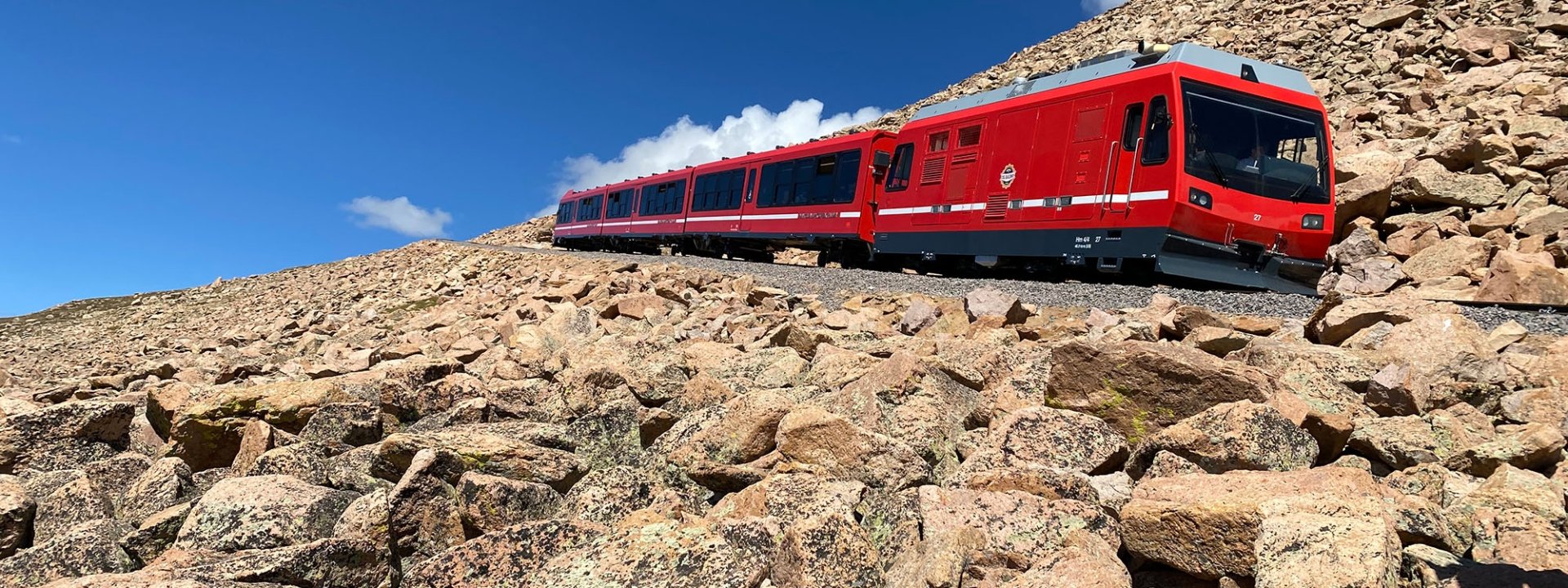 the-new-experience-the-broadmoor-manitou-pikes-peak-cog-railway